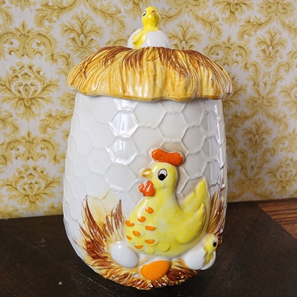 Vtg 70s Sears Roebuck Whimsical Ceramic Chicken Cookie Jar Hatching Egg Chick